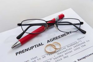 How to Make a Prenuptial Agreement in Arizona.